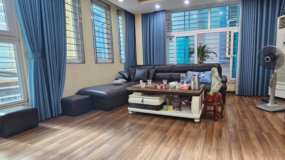 Bán Nhà Xuân Đỉnh - Siêu phẩm Lô Góc, Gara Ô Tô, Tặng Full Nội Thất Gỗ Lim