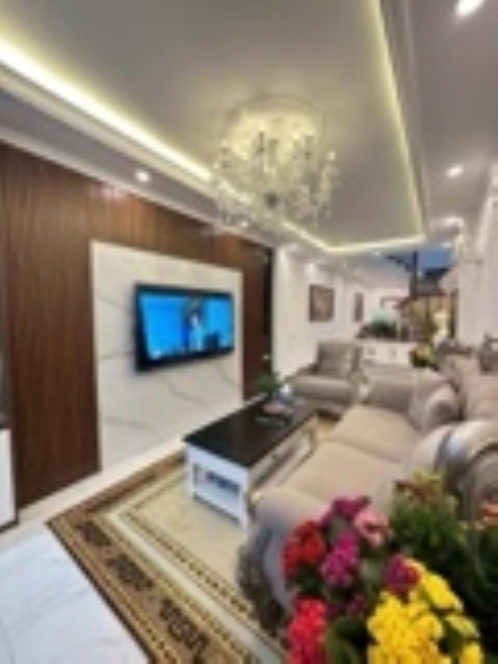 Siêu phẩm Ngô Quyền, Hà Đông: Nhà đẹp 10 tỷ, ô tô đỗ cửa, ở ngay