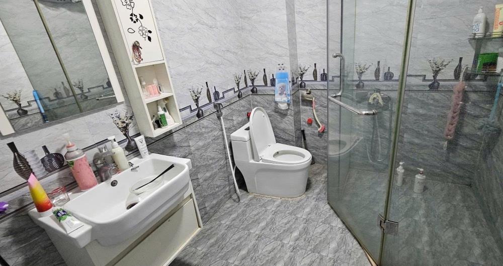 Bán Nhà Xuân Đỉnh - Siêu phẩm Lô Góc, Gara Ô Tô, Tặng Full Nội Thất Gỗ Lim