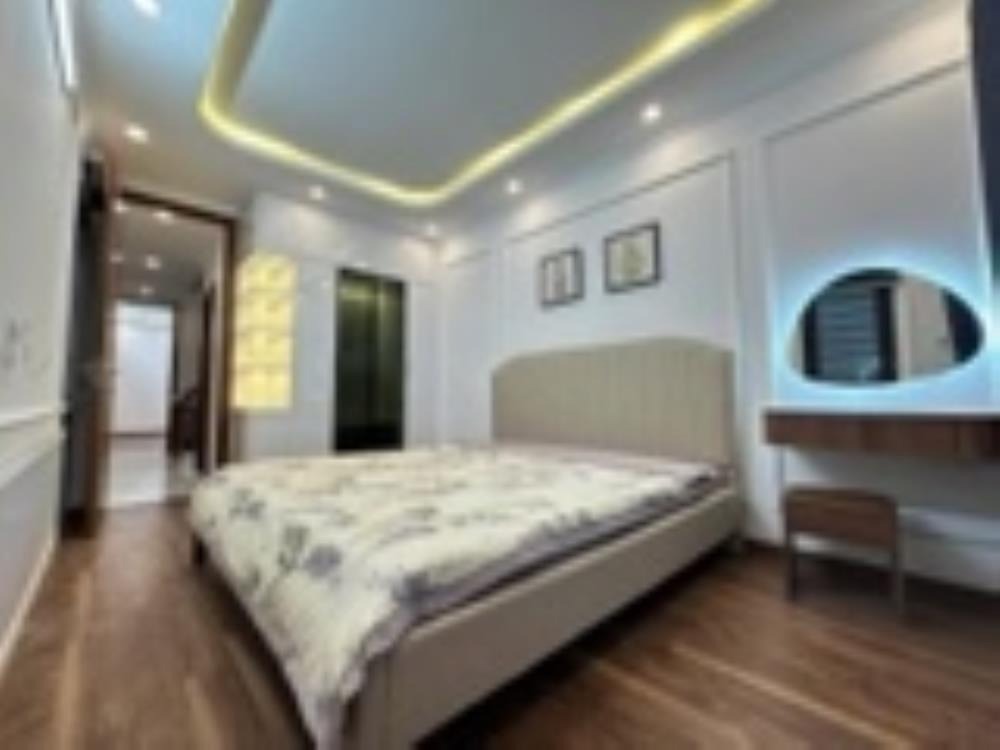 Siêu phẩm Ngô Quyền, Hà Đông: Nhà đẹp 10 tỷ, ô tô đỗ cửa, ở ngay