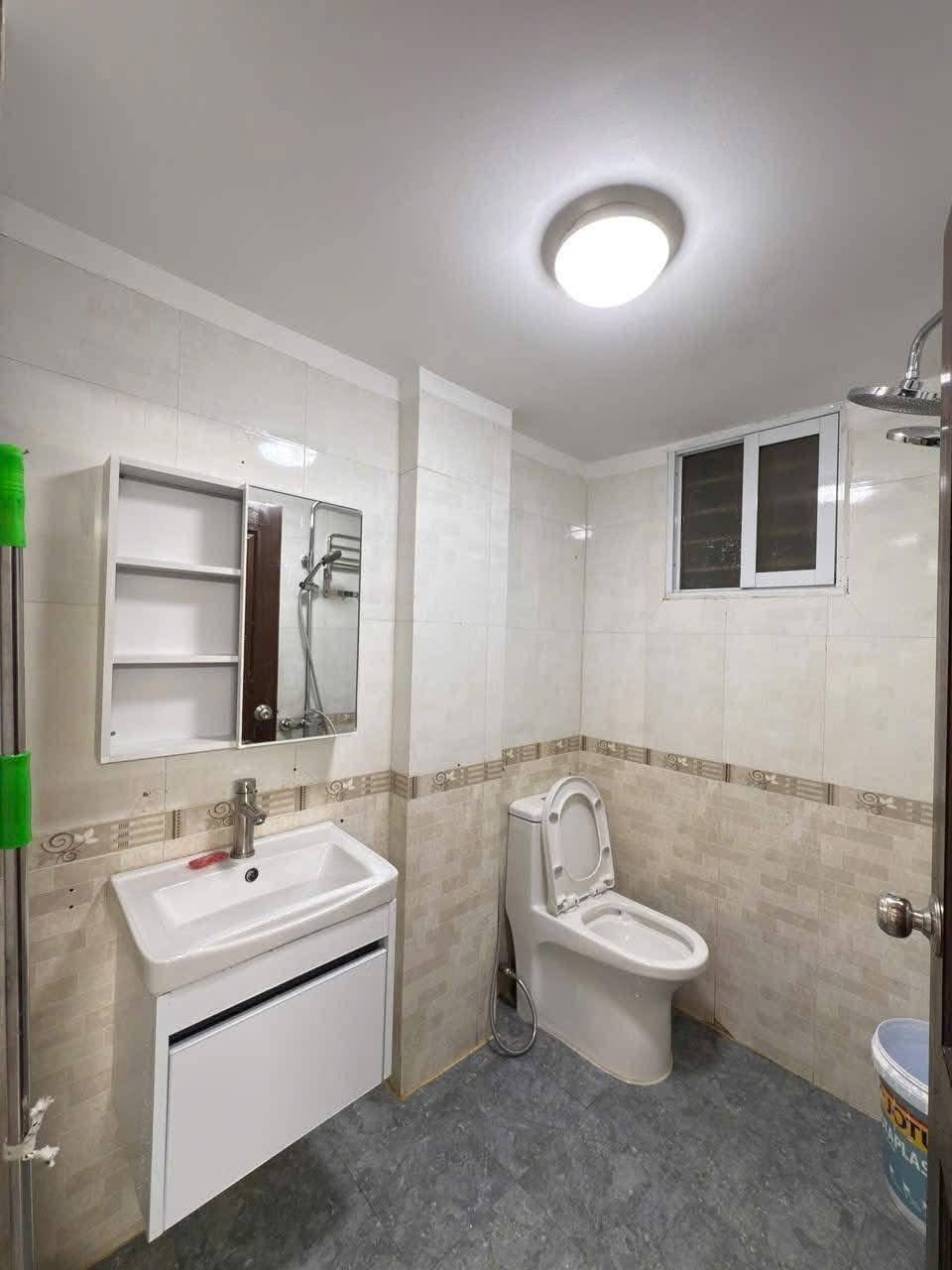 Bán nhà Ngô Quyền, Hà Đông - 10 tỷ - Ô tô đỗ cửa, Gần Chợ, Trường Học