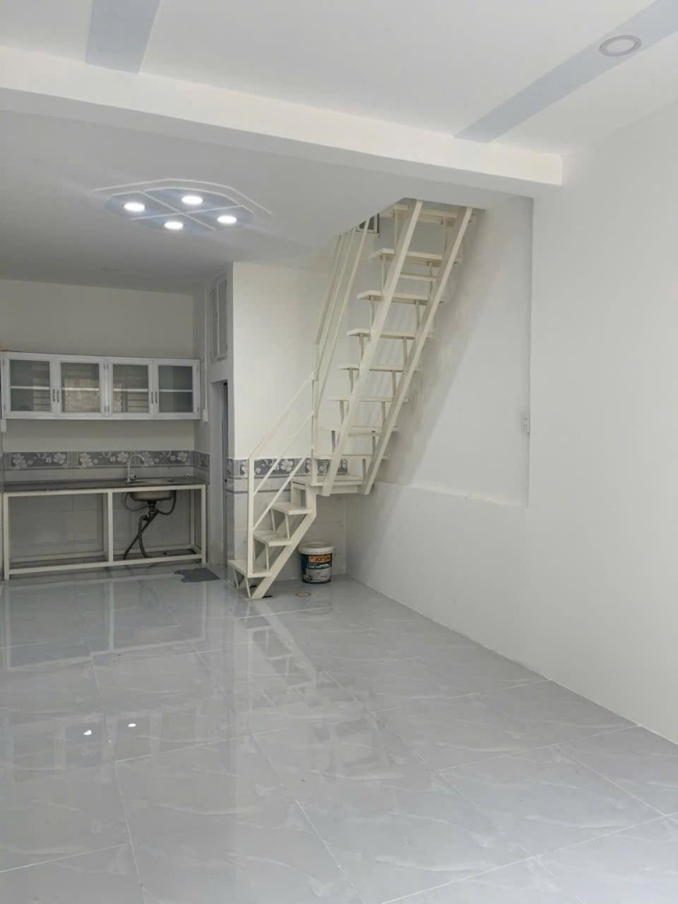 Nhà Mới 1/2 Tầng, Trần Thị Cát, HM, 28m2, Giá 890 Triệu