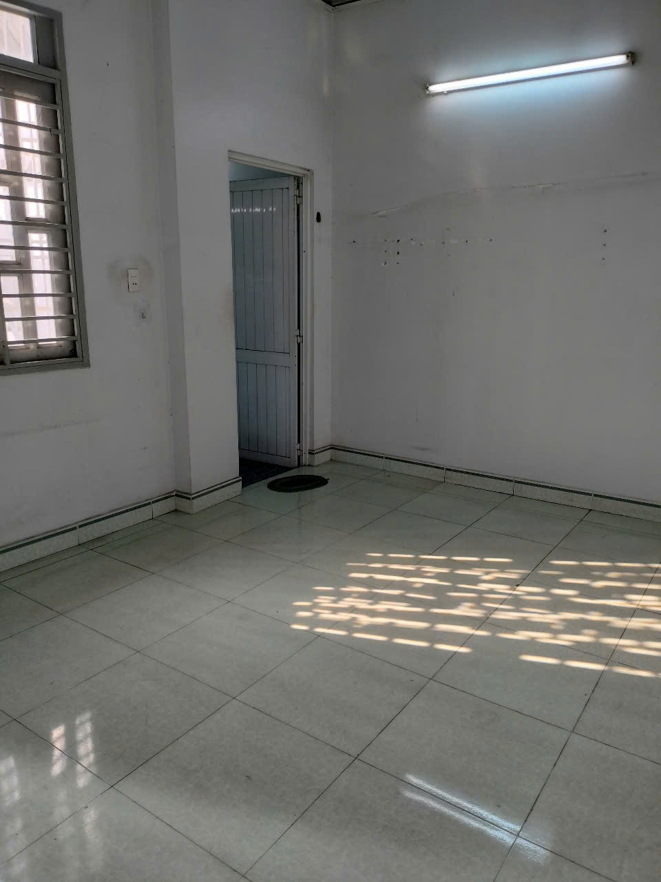 Bán Gấp Nhà 2 Tầng, 95m2, Hương Lộ 2, Bình Tân - Giá 7 Tỷ