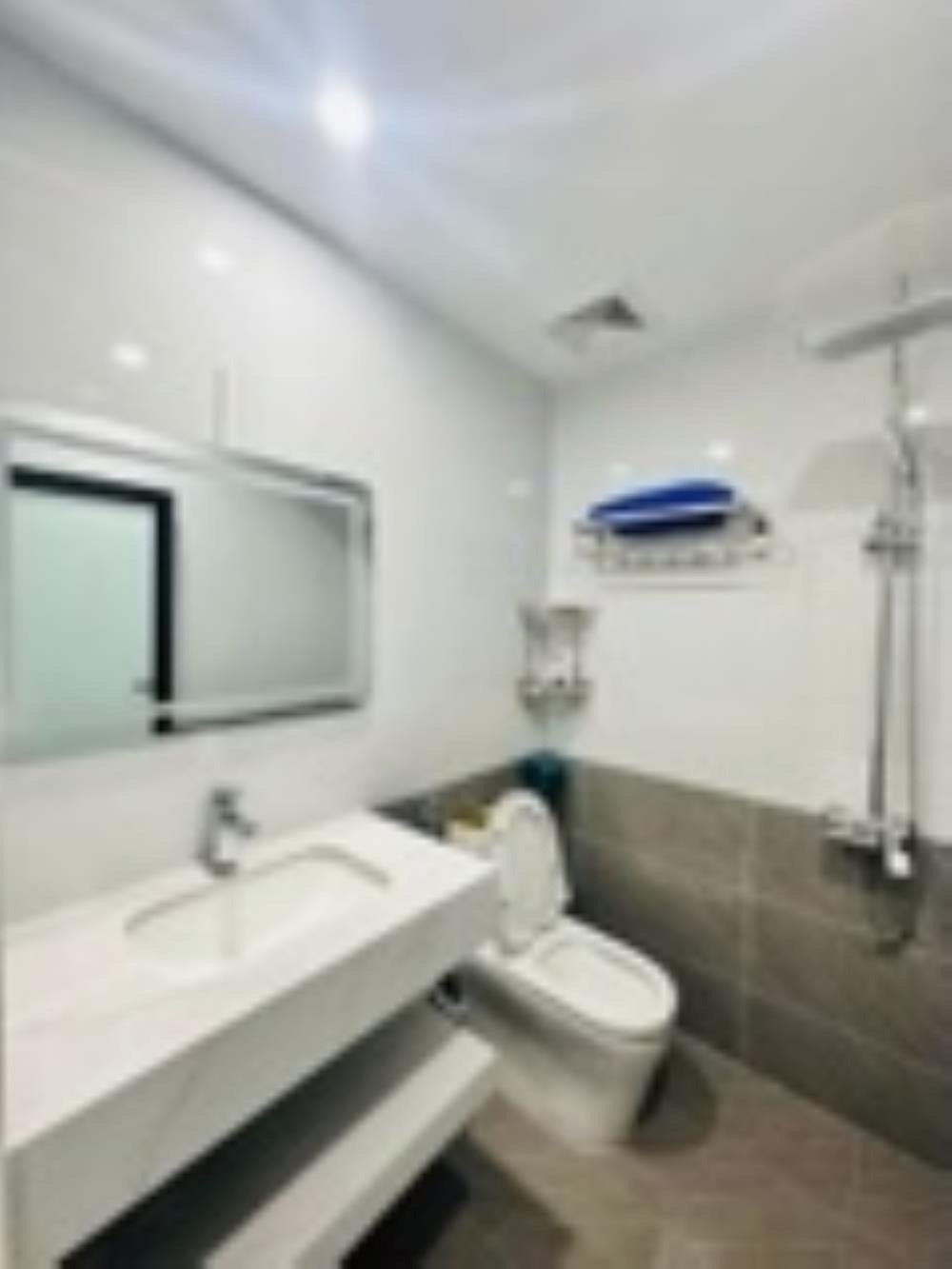 Bán nhà Ngô Quyền, Hà Đông - 10 tỷ, vài bước ra mặt phố, ở ngay