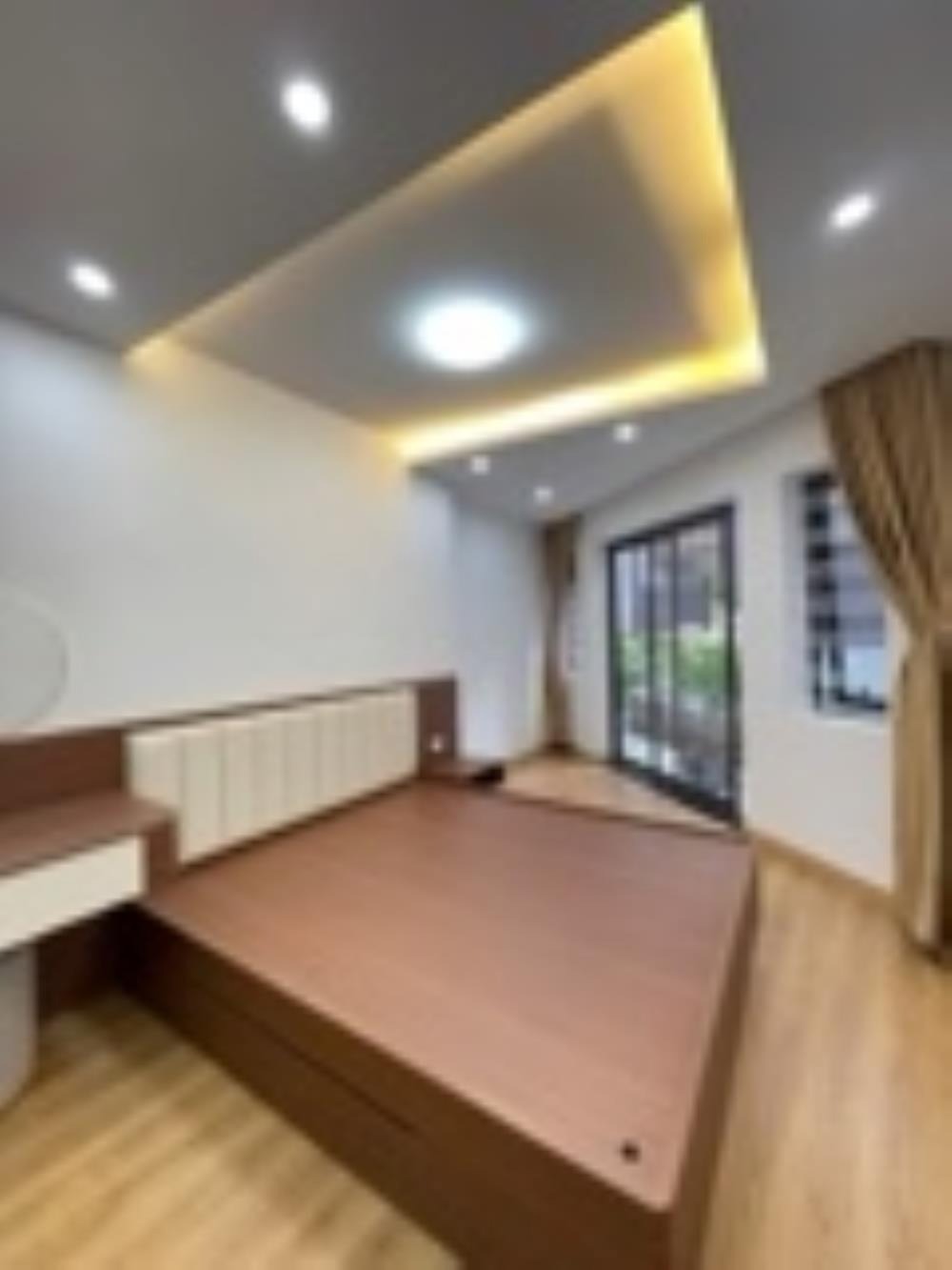 Bán nhà Lê Trọng Tấn Hà Đông - 5 Tầng - Ô Tô Đỗ Cửa - 13 Tỷ