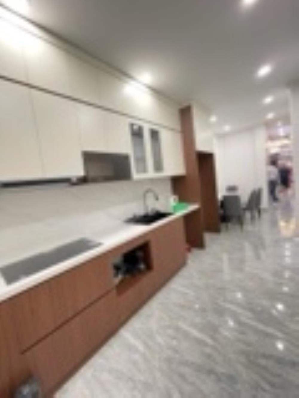 Bán nhà Lê Trọng Tấn Hà Đông - 5 Tầng - Ô Tô Đỗ Cửa - 13 Tỷ