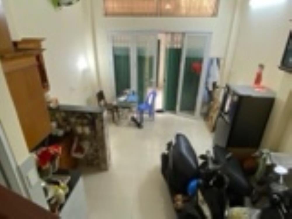 Hẻm Thông - Nhà 3 Tầng Đúc - 3PN, 2WC - Hoàng Sa, Quận 3