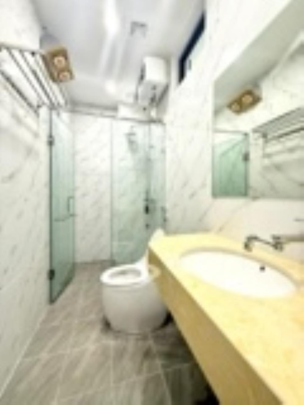 Bán nhà phố Ngô QuyềN 5 Tầng, Oto Đỗ Cửa, Giá Chỉ 10 Tỷ