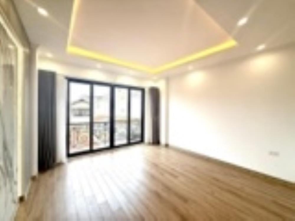 Bán nhà phố Ngô QuyềN 5 Tầng, Oto Đỗ Cửa, Giá Chỉ 10 Tỷ