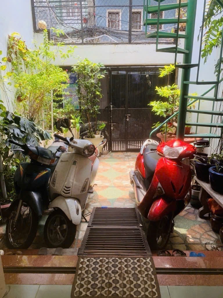 Bán Nhà Phố Dương Bá Trạc, Quận 8 - 4PN, 5WC, Xe Hơi, Giá Tốt