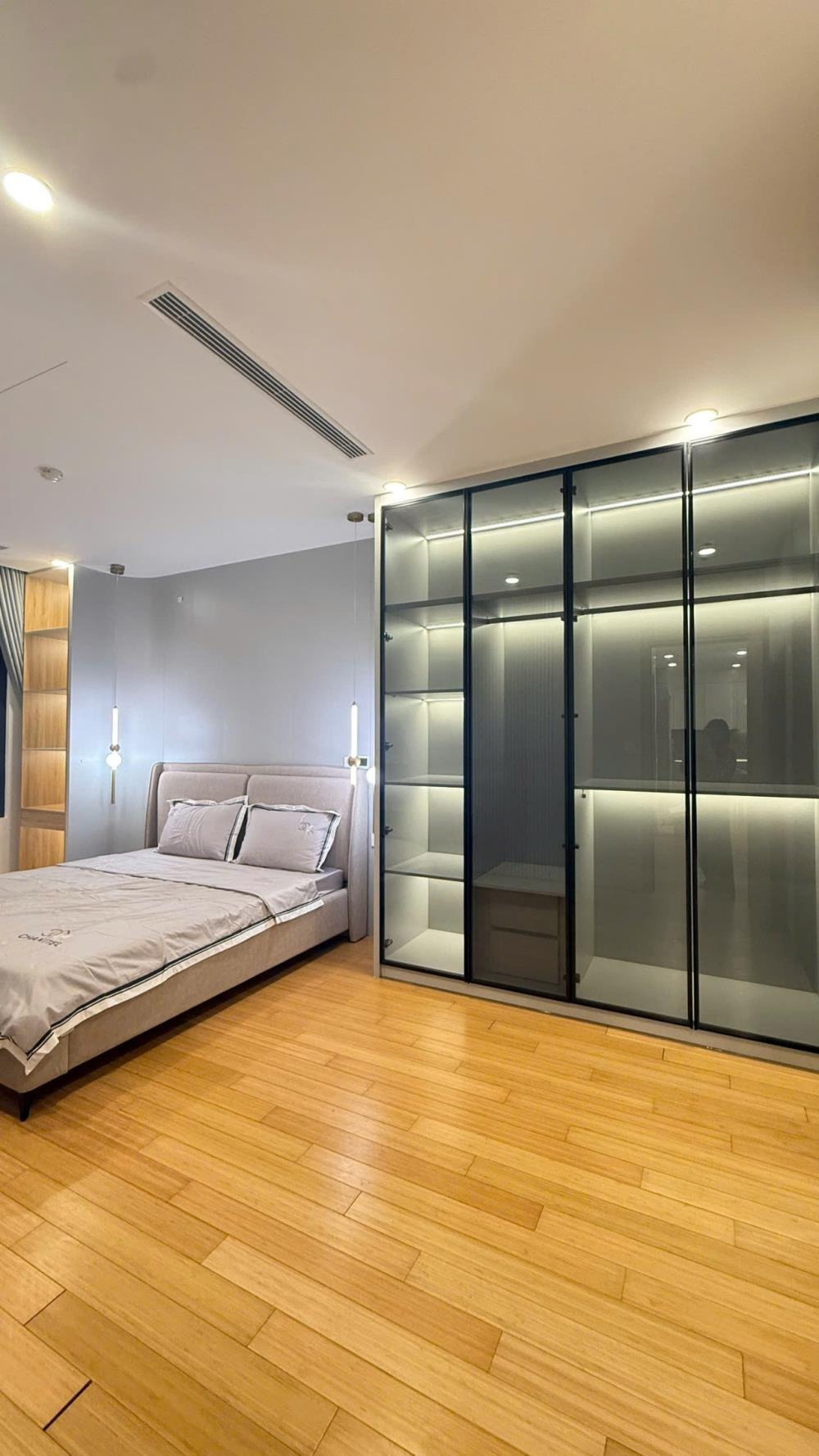 Bán căn hộ The Zei Mỹ Đình: 2PN, Full đồ, View đẹp - Giá 8.8 tỷ