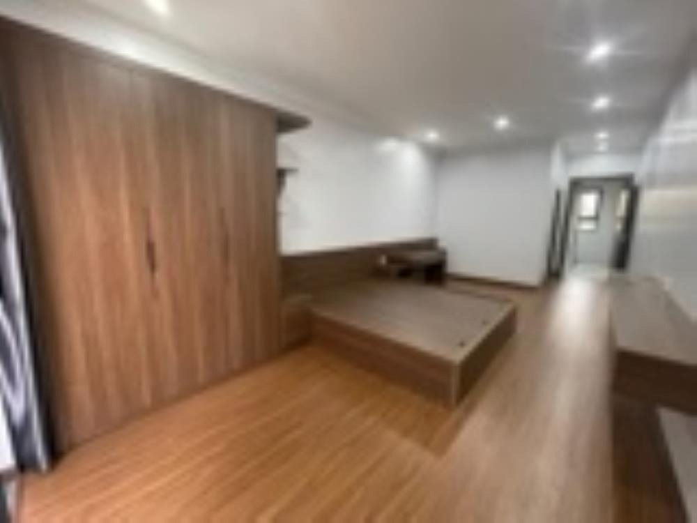 Siêu phẩm 5 Tầng, Thang Máy, Lô Góc Vạn Phúc - Giá 7 Tỷ