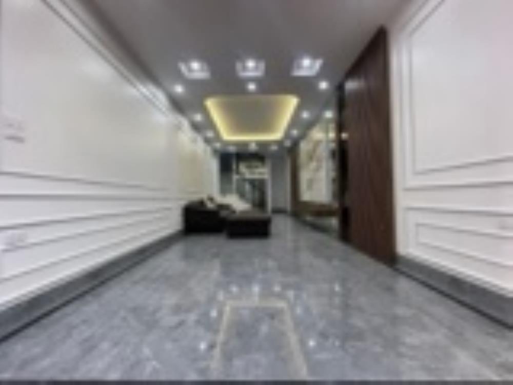 Siêu phẩm 5 Tầng, Thang Máy, Lô Góc Vạn Phúc - Giá 7 Tỷ