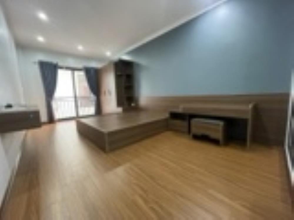 Siêu phẩm 5 Tầng, Thang Máy, Lô Góc Vạn Phúc - Giá 7 Tỷ