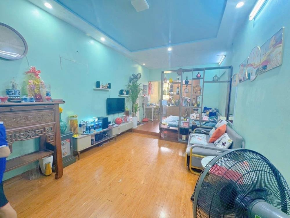 Bán nhà TT C5 Đại học Quốc Gia, Lương Thế Vinh, Hà Nội - Giá 2.8 tỷ
