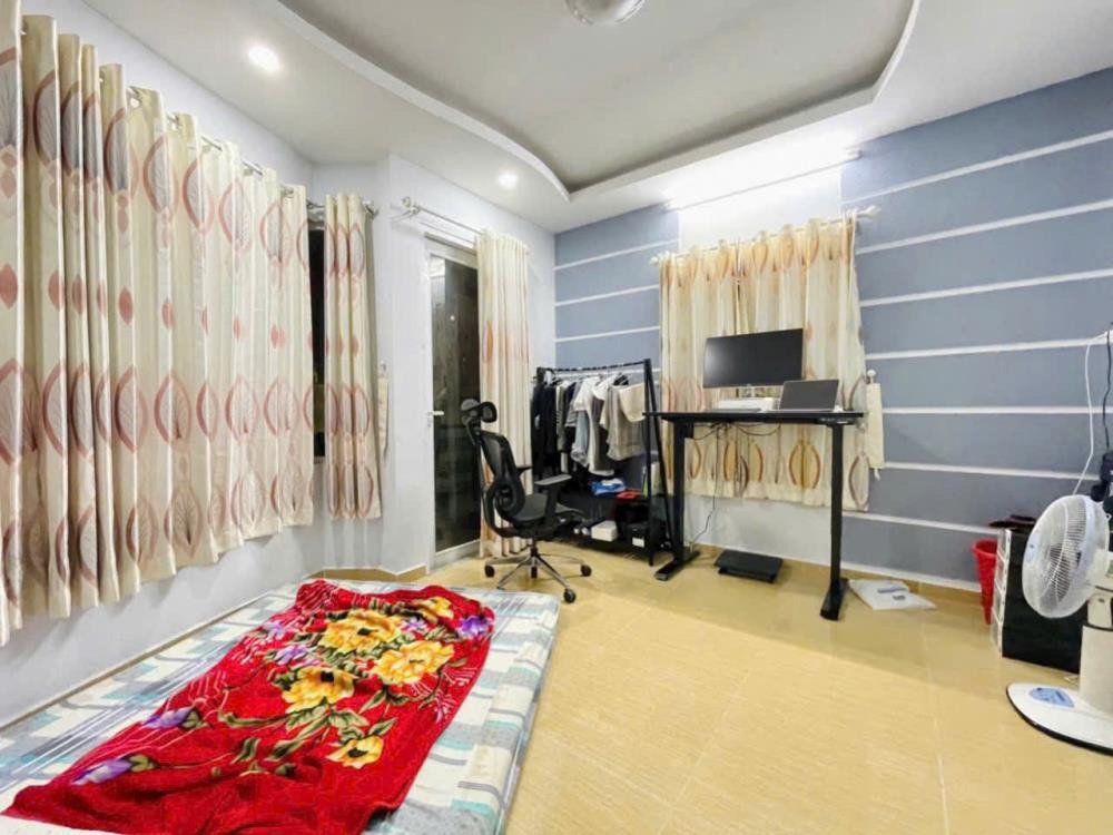 Nhà phố hiện đại 6.5x7.2m, 1 trệt 3 lầu, Phú Nhuận - Giá Tốt