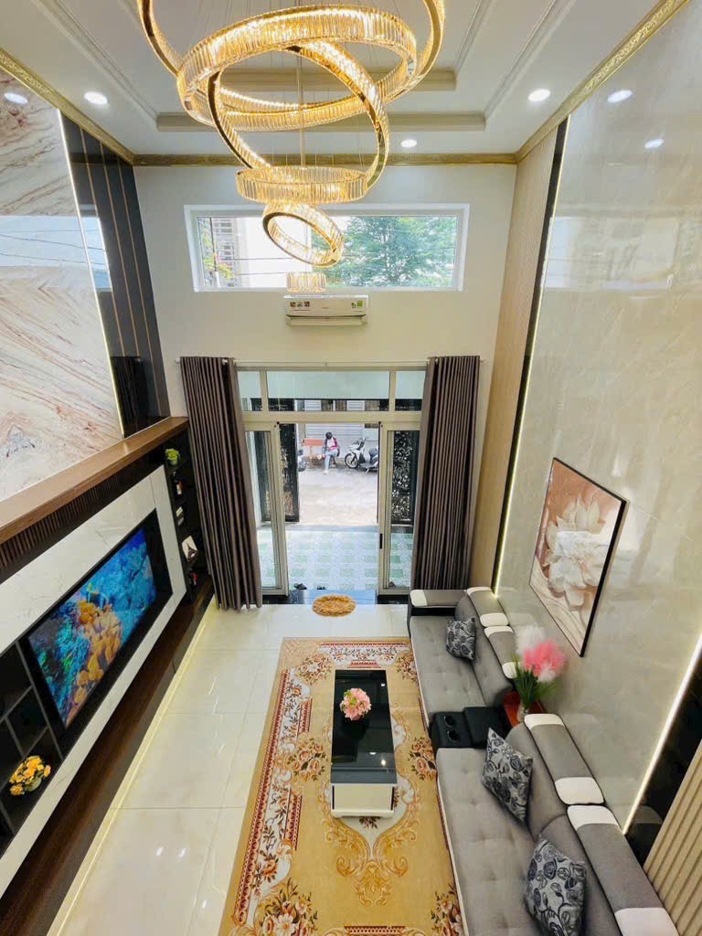 Siêu phẩm 5 tầng Gò Vấp - Xe hơi trong nhà, Full Nội Thất - Giá 6.9 tỷ