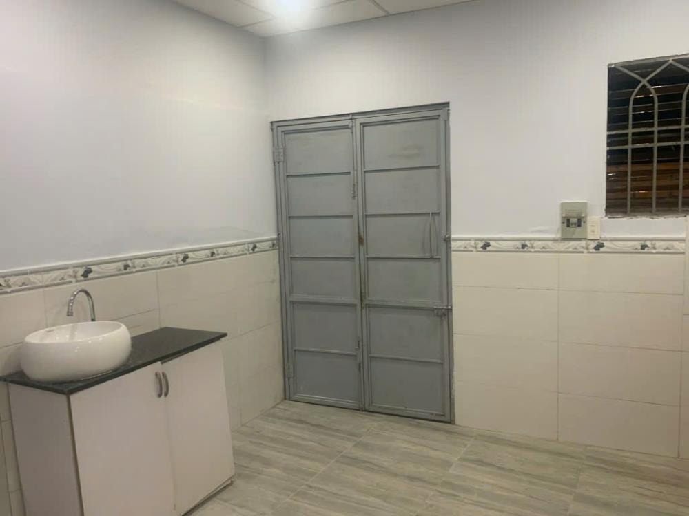 Chủ Gấp - Nhà Đẹp 2 Tầng, Giá 4.x Tỷ, Linh Đông, Thủ Đức