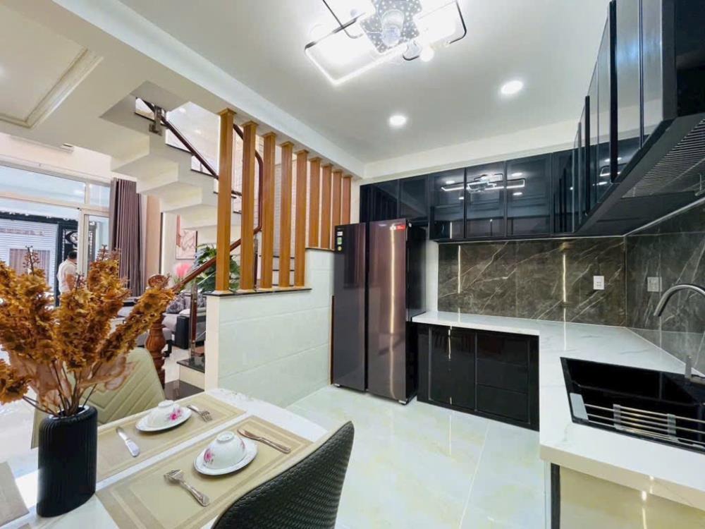 Siêu phẩm 5 tầng Gò Vấp - Xe hơi trong nhà, Full Nội Thất - Giá 6.9 tỷ