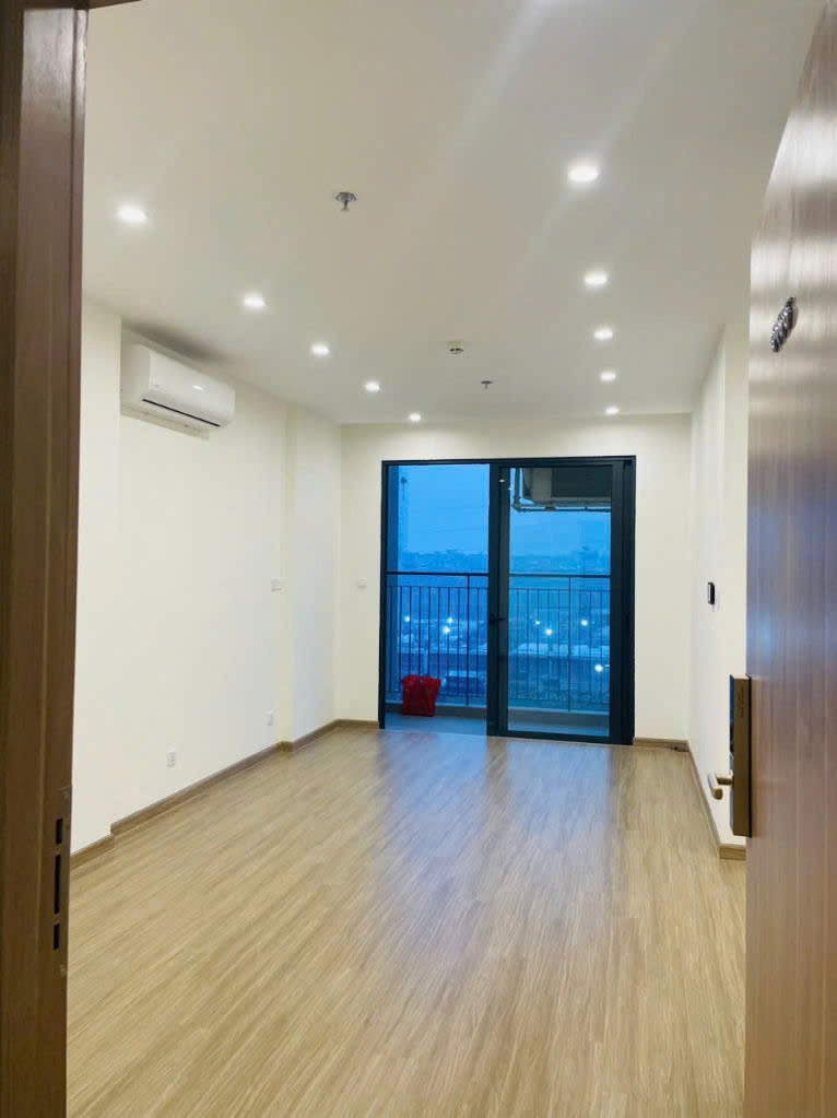 Bán Nhanh Căn 1 Phòng Ngủ VinHomes Smart City - Giá 3.2 Tỷ