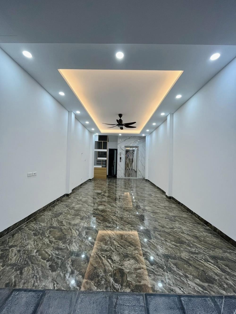 Nhà Minh Khai - Ô tô 7 Chỗ, Ngõ Thông, 6 Tầng Thang Máy, Full Nội Thất