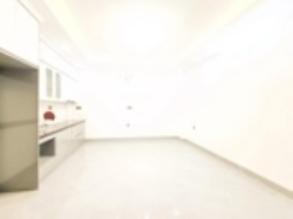 Bán Gấp Nhà Phố Lê Hồng Phong, Hà Đông: 3PN, 5 Tầng, Ô Tô Đỗ Cửa, Giá Tốt