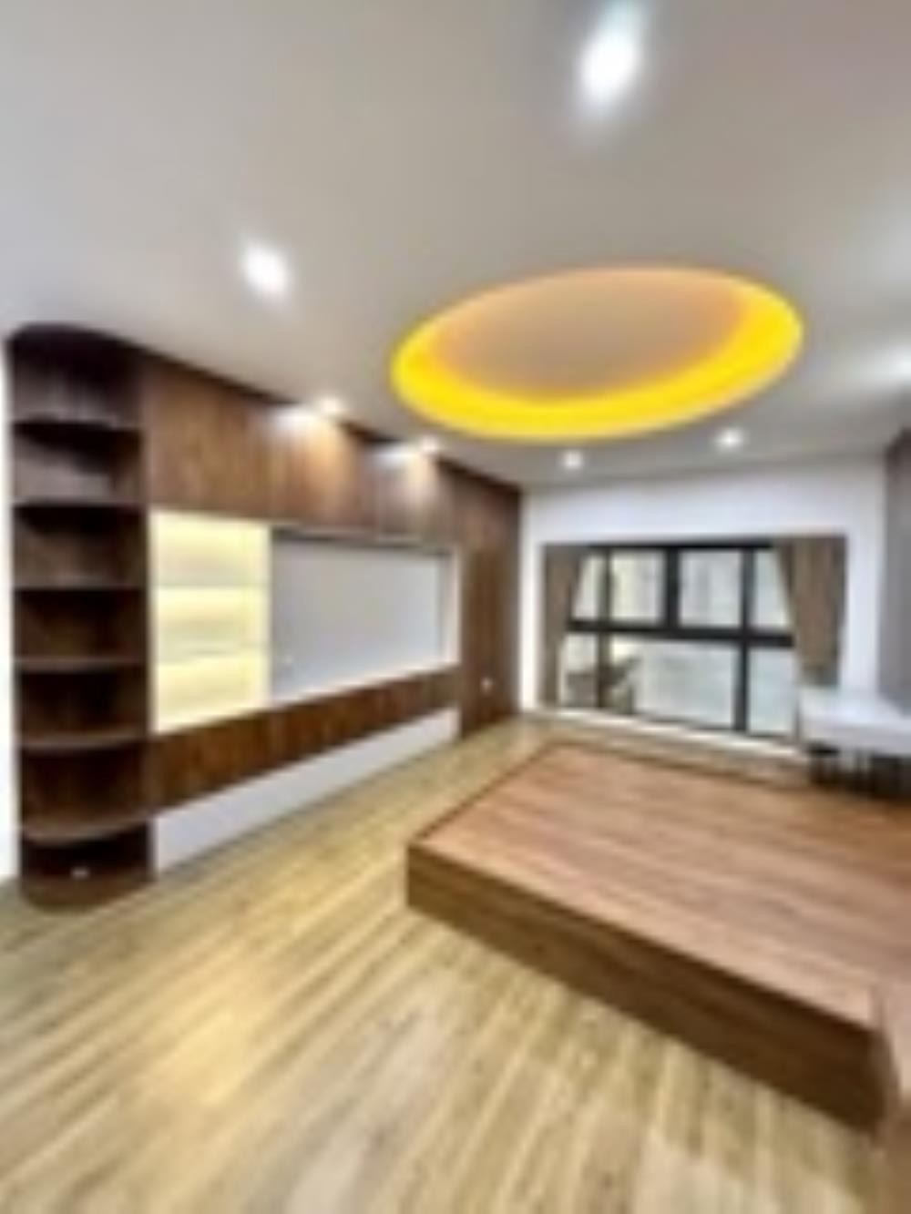 Bán nhà phố Lê Hồng Phong, Hà Đông - 5 tầng, thang máy, ô tô vào tận nơi - Giá 10 tỷ
