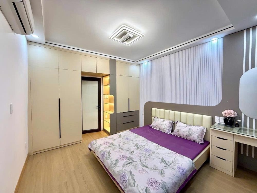 Bán Nhà Xã Đàn Giá Tốt - 25m2, 4 Tầng, Full Đồ, Vị Trí Trung Tâm