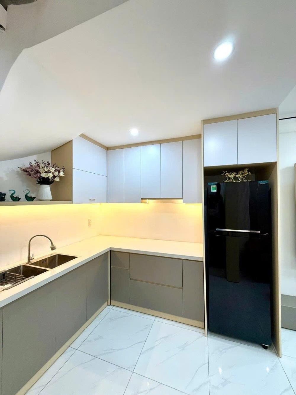 Bán Nhà Xã Đàn Giá Tốt - 25m2, 4 Tầng, Full Đồ, Vị Trí Trung Tâm