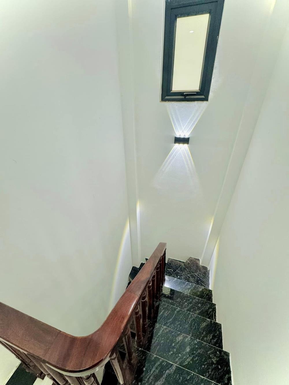 Bán nhà phố Bạch Mai, Hai Bà Trưng: 44m2, 5 tầng, Giá 8.2 tỷ - Vị trí đẹp, tiềm năng cho thuê