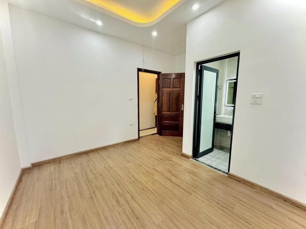 Bán nhà phố Bạch Mai, Hai Bà Trưng: 44m2, 5 tầng, Giá 8.2 tỷ - Vị trí đẹp, tiềm năng cho thuê