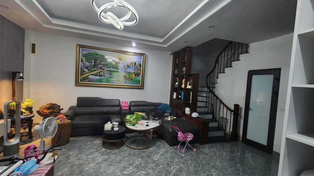 Bán nhà phố Minh Khai, Hai Bà Trưng 38m², 5 tầng - Giá 8.1 tỷ