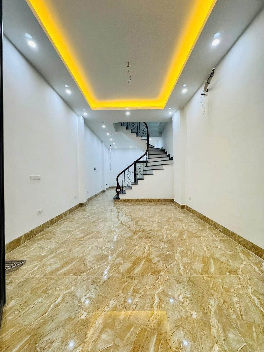 Bán nhà phố Kim Ngưu, Hai Bà Trưng: 35m2, 5 Tầng, Giá 8.3 Tỷ - Vừa Ở Vừa Kinh Doanh