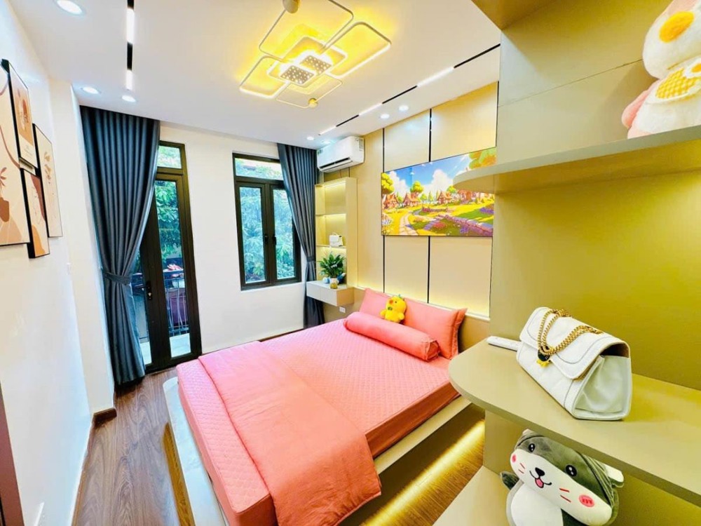 Bán nhà phố Trương Định, Hai Bà Trưng - 36m2, 5 Tầng, Giá 7.35 tỷ