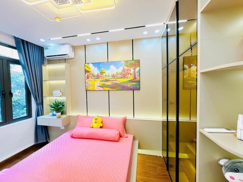 Bán nhà phố Trương Định, Hai Bà Trưng - 36m2, 5 Tầng, Giá 7.35 tỷ