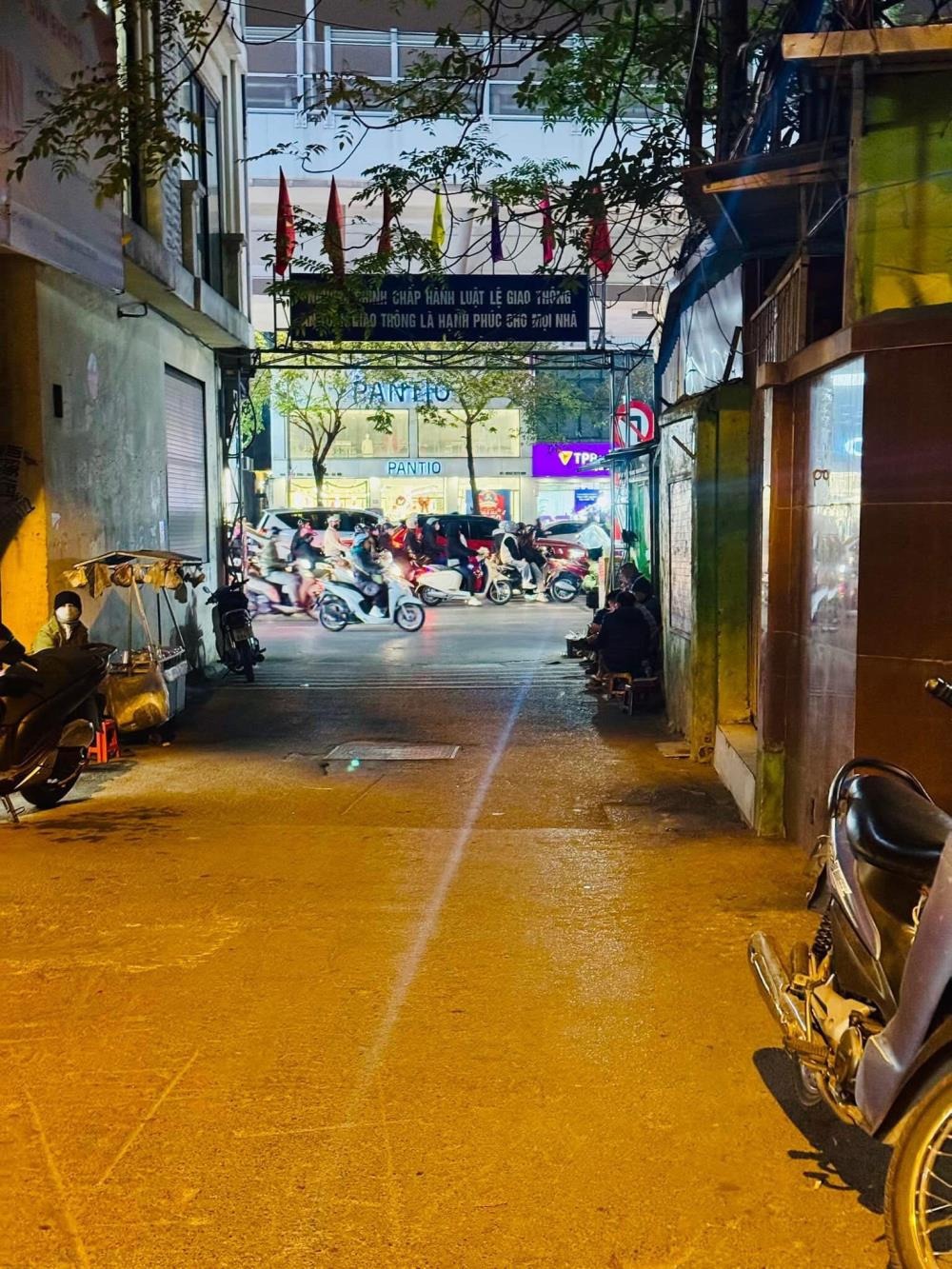 Bán Nhà Phố Minh Khai, Hai Bà Trưng: 50m², 4 Tầng, Giá 14.5 Tỷ - Pháp Lý Chuẩn