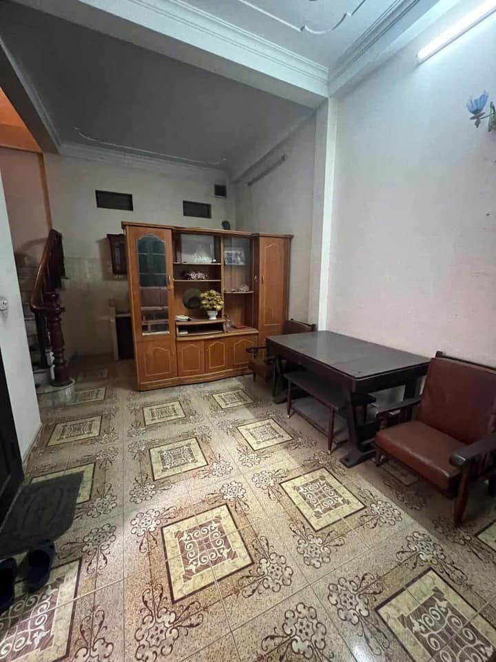 Bán nhà phố Hoàng Mai - Giá 7.3 tỷ - Vị trí đẹp, tiện ích đầy đủ
