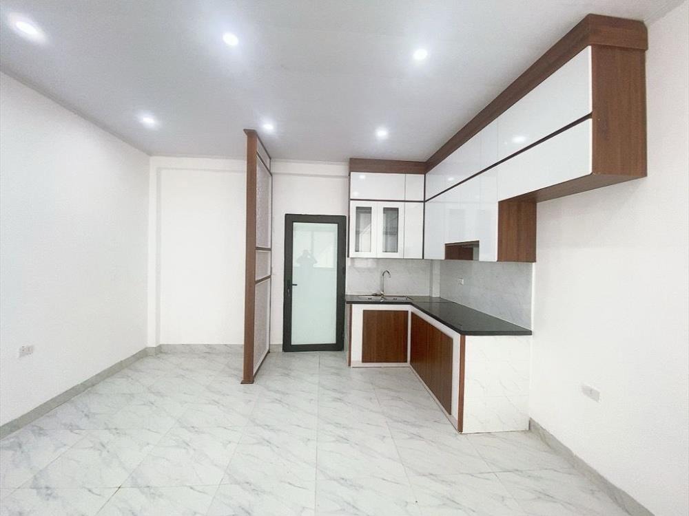 Bán nhà mới 5 tầng, có thang máy, Cầu Đơ 5, Hà Đông - 39m² - Vị trí đẹp, giá tốt
