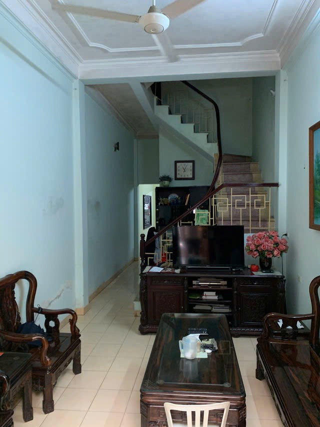 Bán nhà góc 52m2, 4 tầng, mặt tiền 4.2m, kinh doanh đắt địa Thanh Xuân