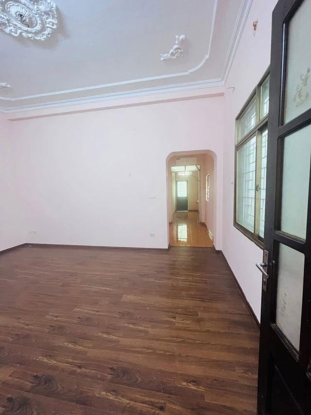 Lô Góc Ngõ Ba - 57m2 x 4 Tầng, Gần Phố Trương Định, Giá Tốt