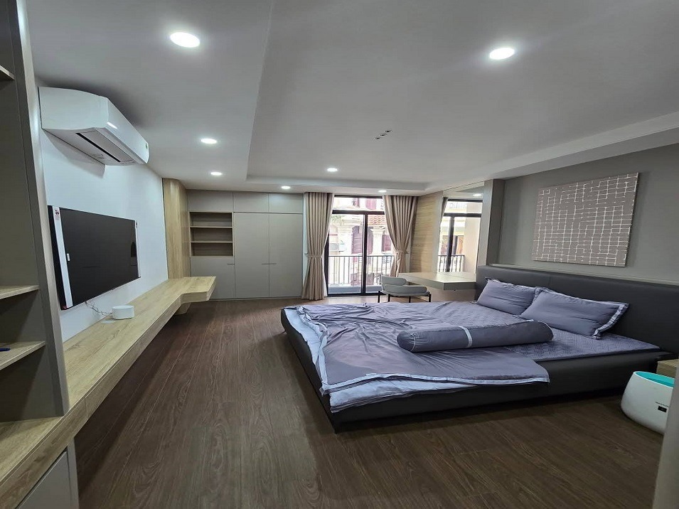 Khu Phân Lô VIP Vĩnh Phúc: Ô Tô Đỗ Cửa, Full Nội Thất, Thang Máy
