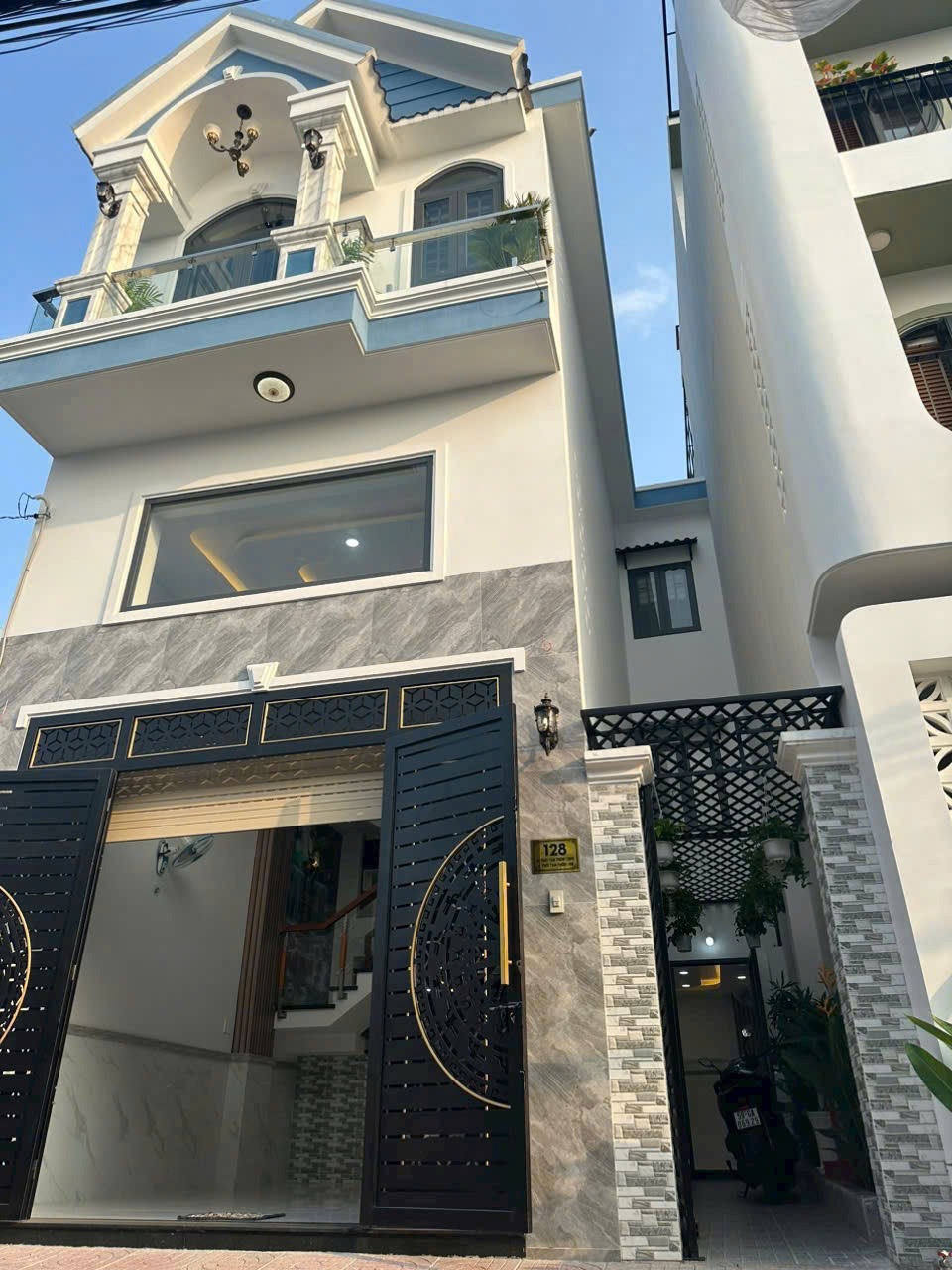 Bình Chánh: Nhà 900 triệu - Sổ Hồng Riêng - Sang Tên Ngay