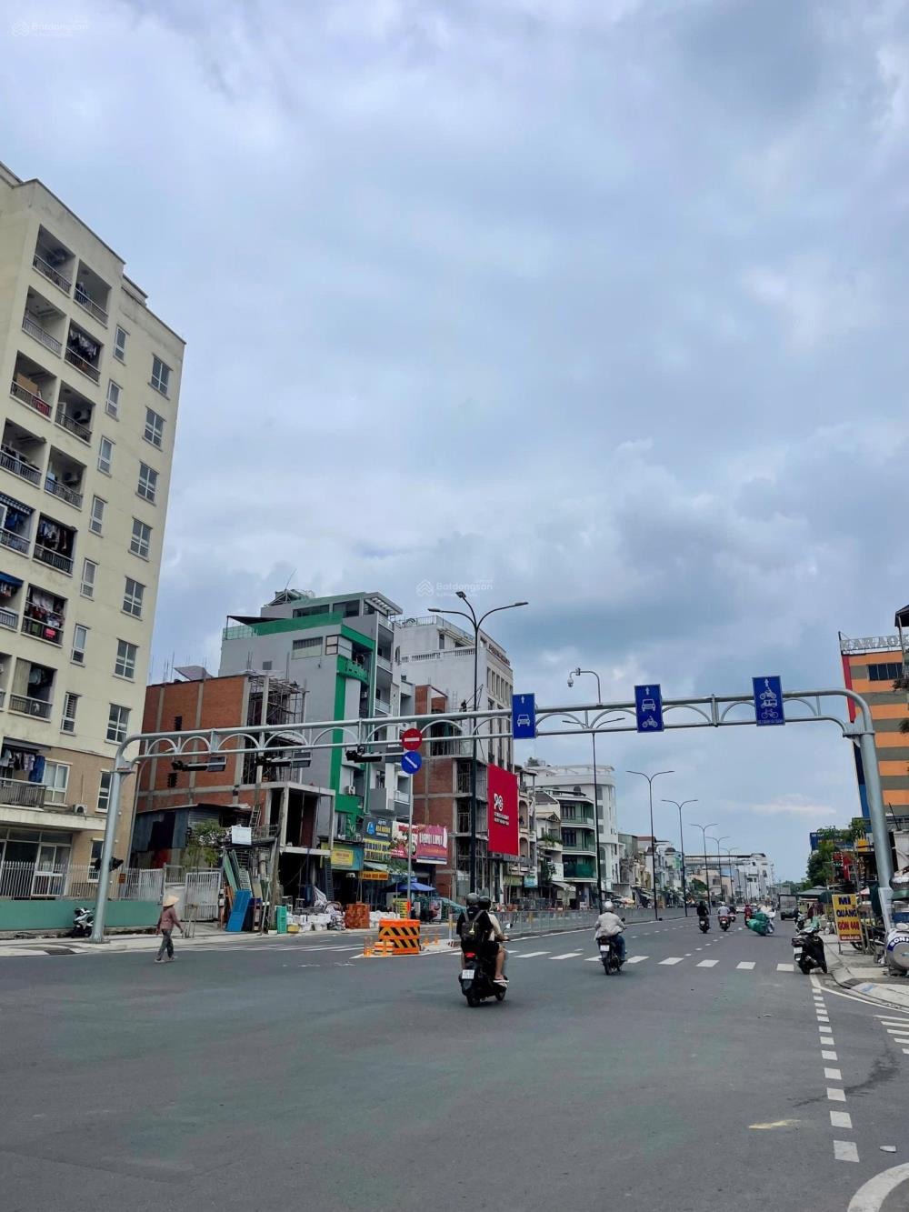 Nhà Gò Vấp 4 Tầng, 5x16m, Hẻm Xe Hơi, Giá 8.8 Tỷ - An Cư Ba Thế Hệ