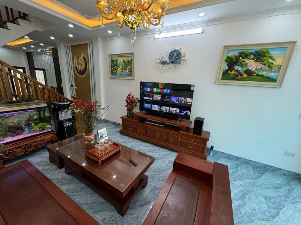 Bán nhà phố Lương Yên, Hai Bà Trưng: 53m2, 4 Tầng, Giá 11.2 tỷ - Vị Trí Đắc Lộc
