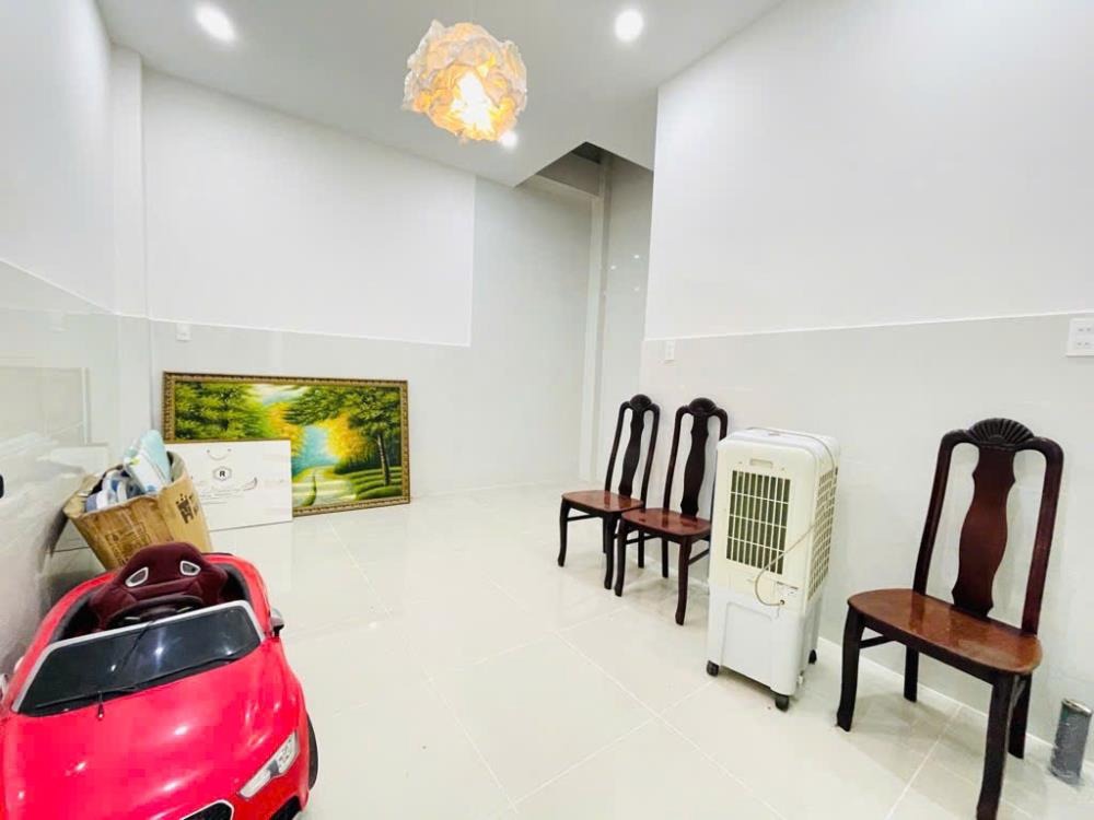 Chính Chủ Gửi Nhà 4 Tầng Mới 100% - Gò Vấp - 6.8 Tỷ - Xe Tải Tới Nhà