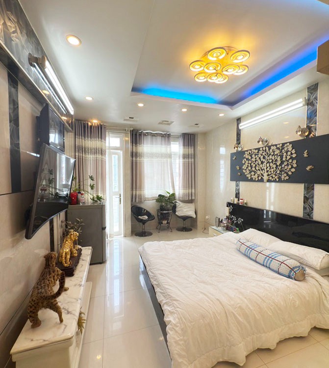 Nhà 6 Tầng, Hẻm Xe Tải - Phạm Văn Hai, Tân Bình - Giá Tốt