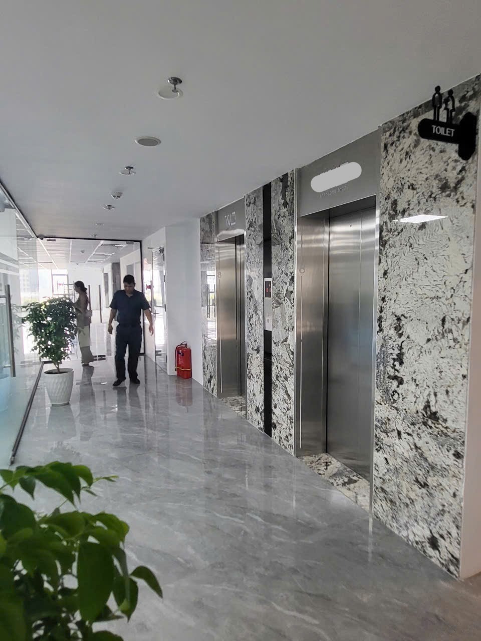 Tòa Building Duy Tân 200m2 Mặt Tiền 12m - Thiết Kế Hiện Đại, Vị Trí Đắc Địa