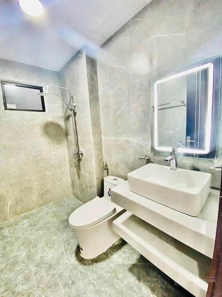 Bán nhà 5 tầng đẹp mới - Vị trí đắc địa, hẻm xe ô tô - Bình Thạnh