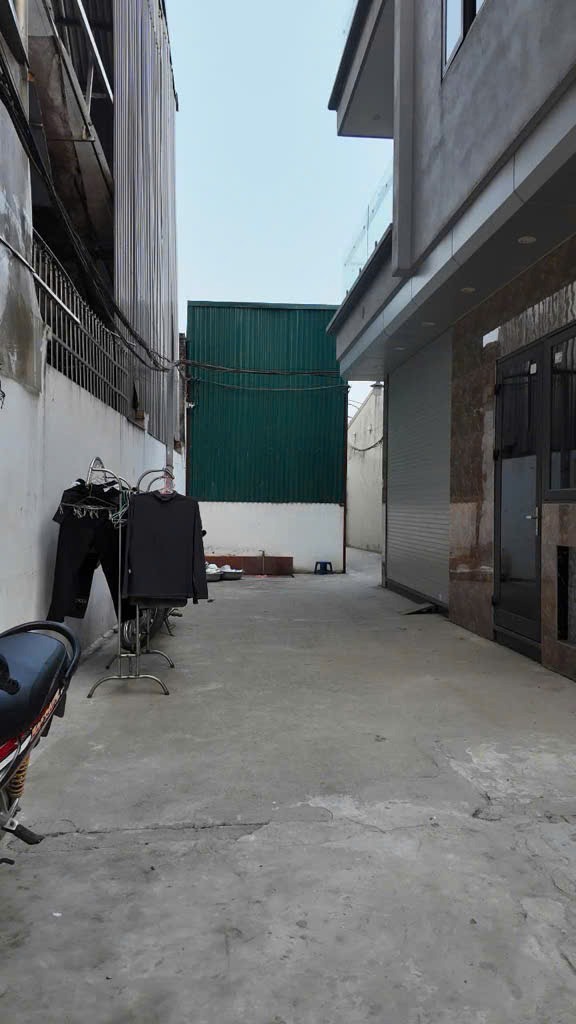 Bán Đất Phố Hưng Phúc 41.2m² Mặt Tiền Rộng, Sổ Đỏ Chính Chủ - Giá Tốt