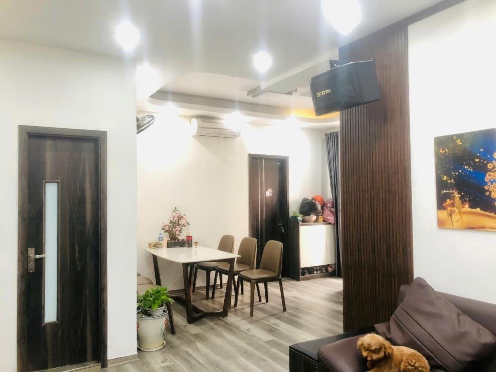 Căn Hộ 72.6m2, 2PN, Cầu Giấy: Vị Trí Đẹp, Nội Thất Full, Giá 5.1 Tỷ